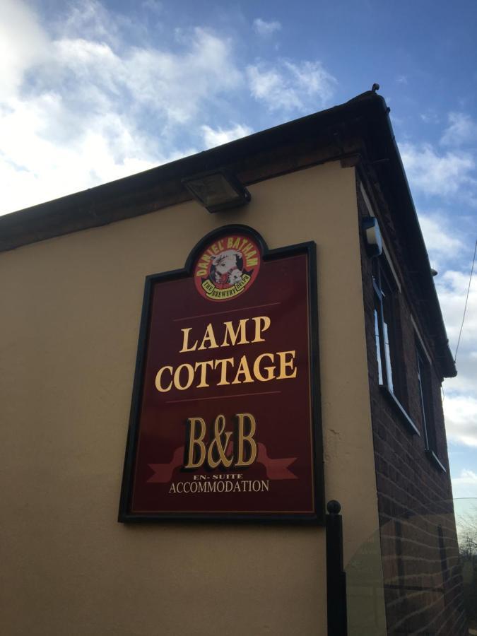 Отель The Lamp Tavern Дадли Экстерьер фото